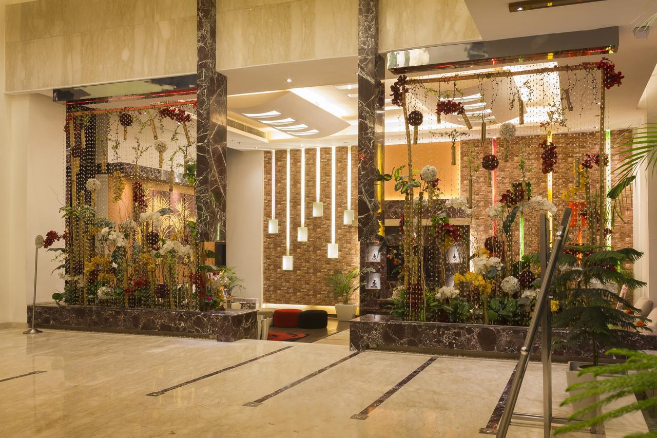 Club Florence Gurgaon Buitenkant foto